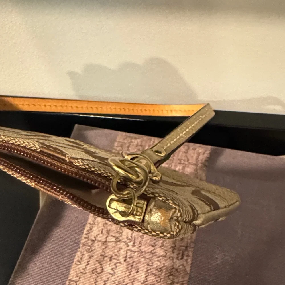 Coach Vintage Legacy Gold and Tan Wristlet with Lurex